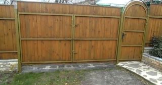 Купить распашные ворота деревянные Петрозаводск, цена от 2771 руб.