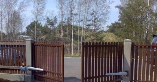 Купить распашные ворота из штакетника Петрозаводск, цена от 2771 руб.